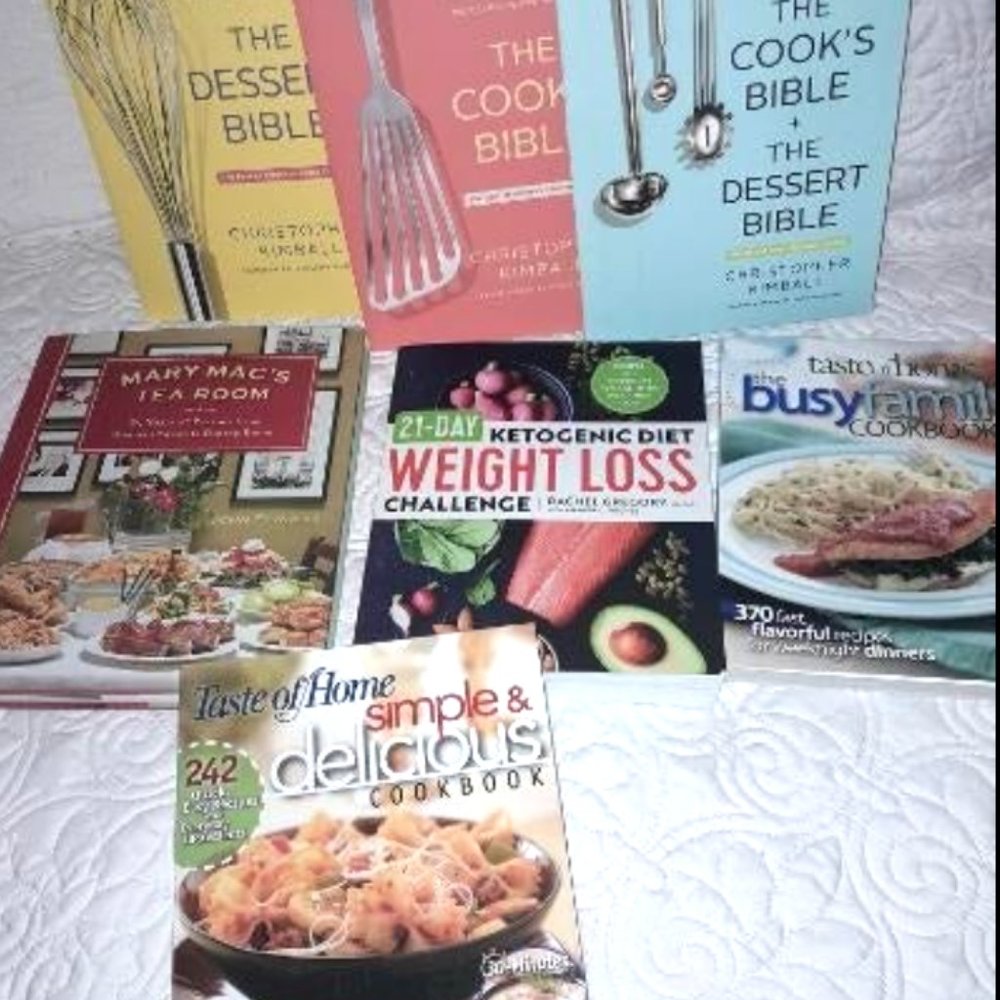 Cookbook Lot Mary Macs Tearoom, Cooks Desert Bible, 2 Taste of Home,  Keto Book